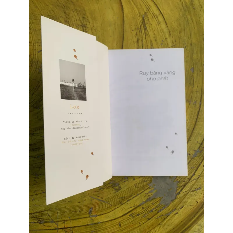 RUY BĂNG VÀNG PHƠ PHẤT 746169