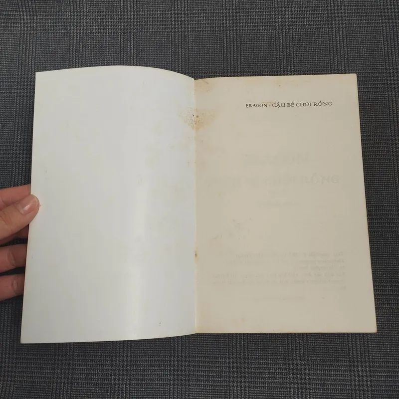 Eragon - Cậu bé cưỡi rồng - Tập 2 - Christopher Paolini 707024