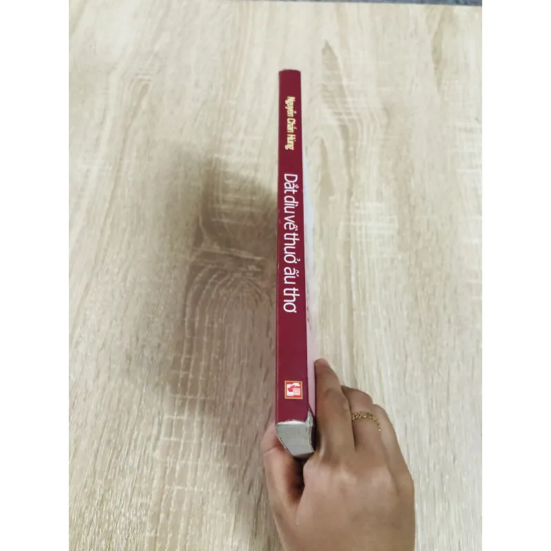 DẮT DÌU VỀ THUỞ ẤU THƠ  1004751