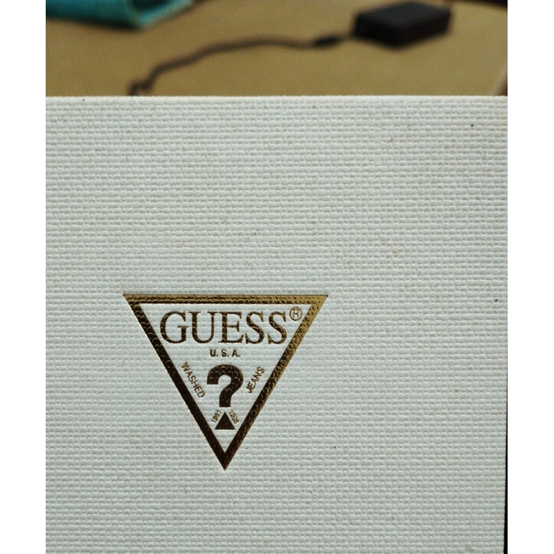 Đồng hồ đeo tay Guess nữ 143323