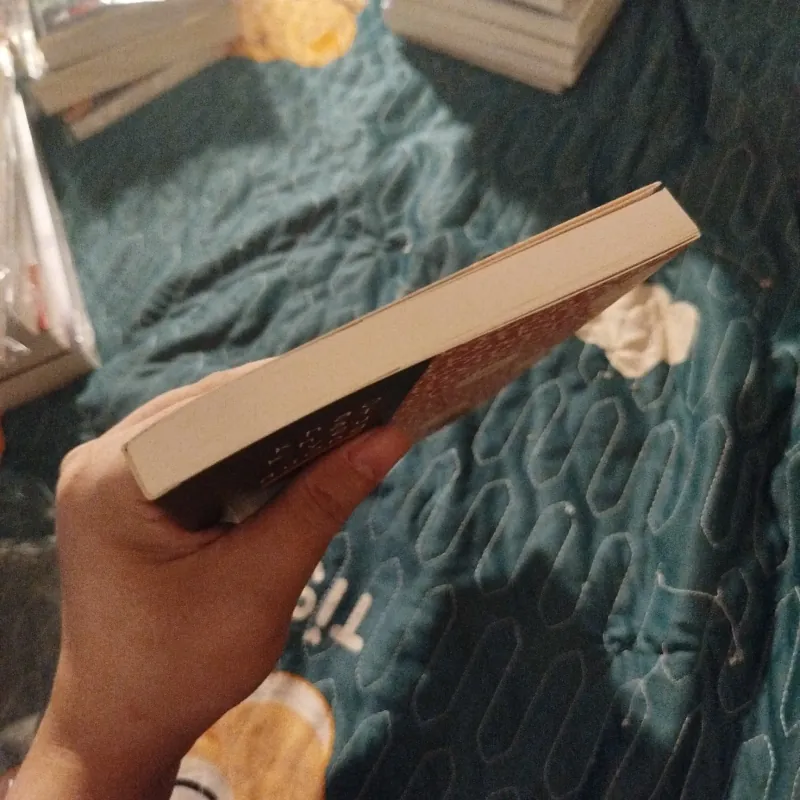 Khao khát yêu đương - Yukio Mishima 957239