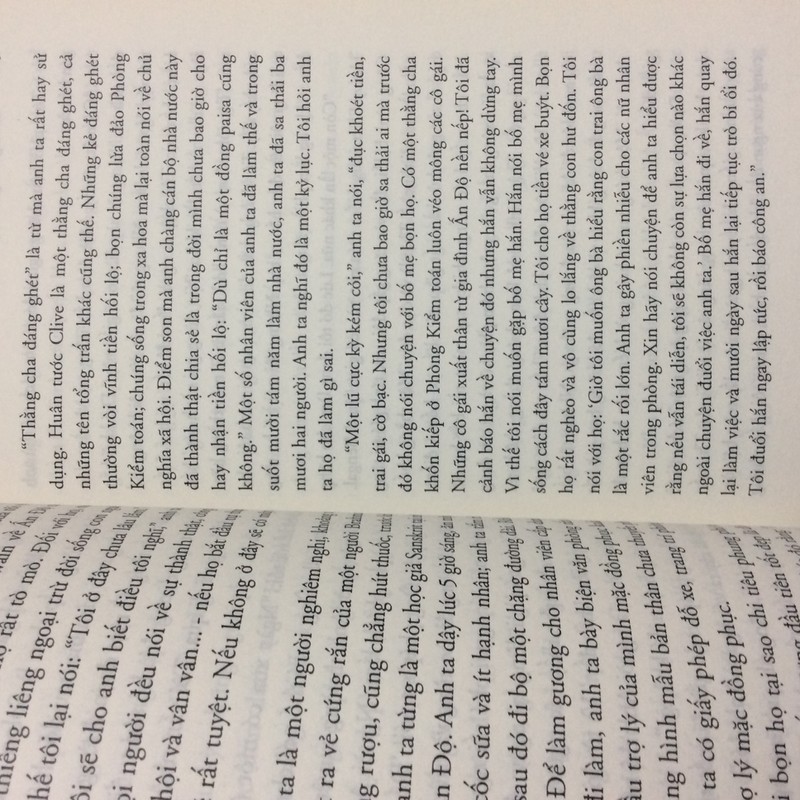 Phương Đông lướt ngoài cửa sổ – Paul Theroux 140674