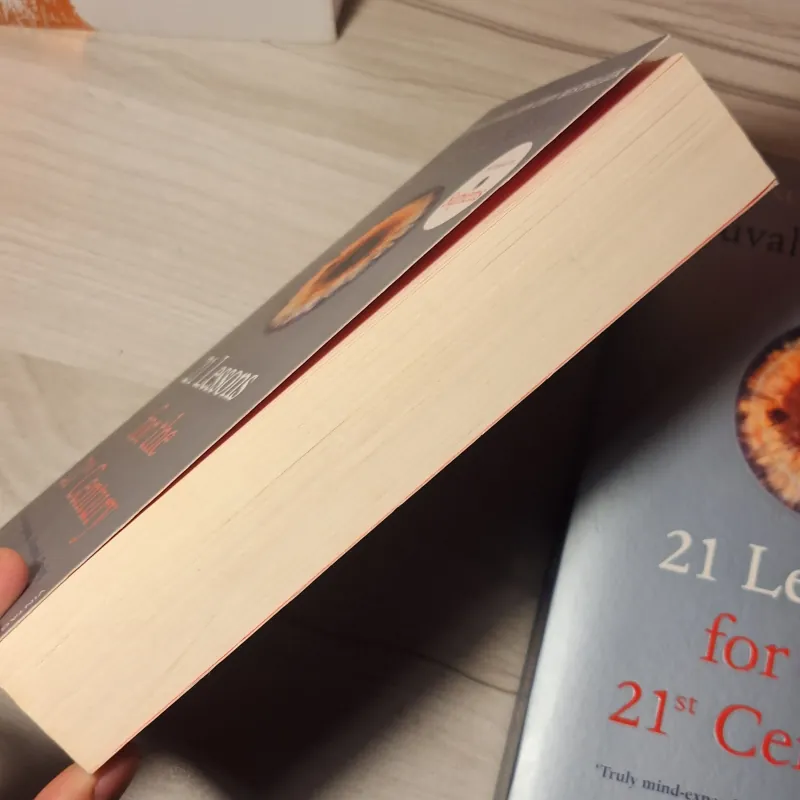 Yuval Noah Harari - Sapiens: A Brief History of Humankind (Vintage) 933933