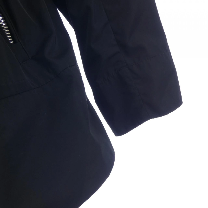 Áo khoác MONCLER DISTHENE - Hàng hiệu Chính hãng 822175