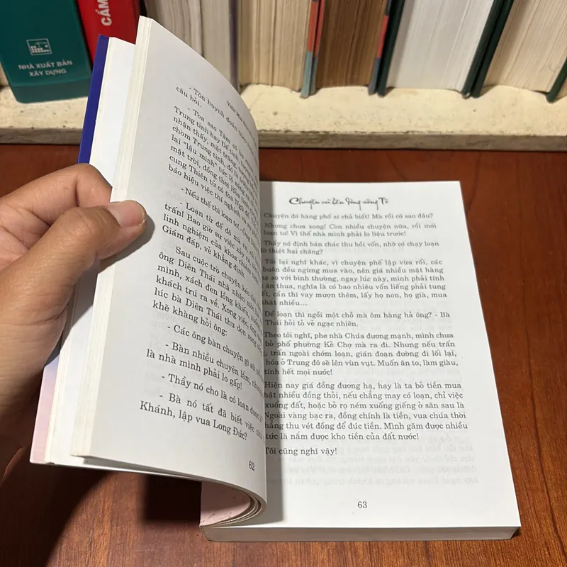 II Chuyện Dã Sử: Chuyện Cũ Bên Dòng Sông Tô - Viên Mai Nguyễn Công Chí - 2010 719513