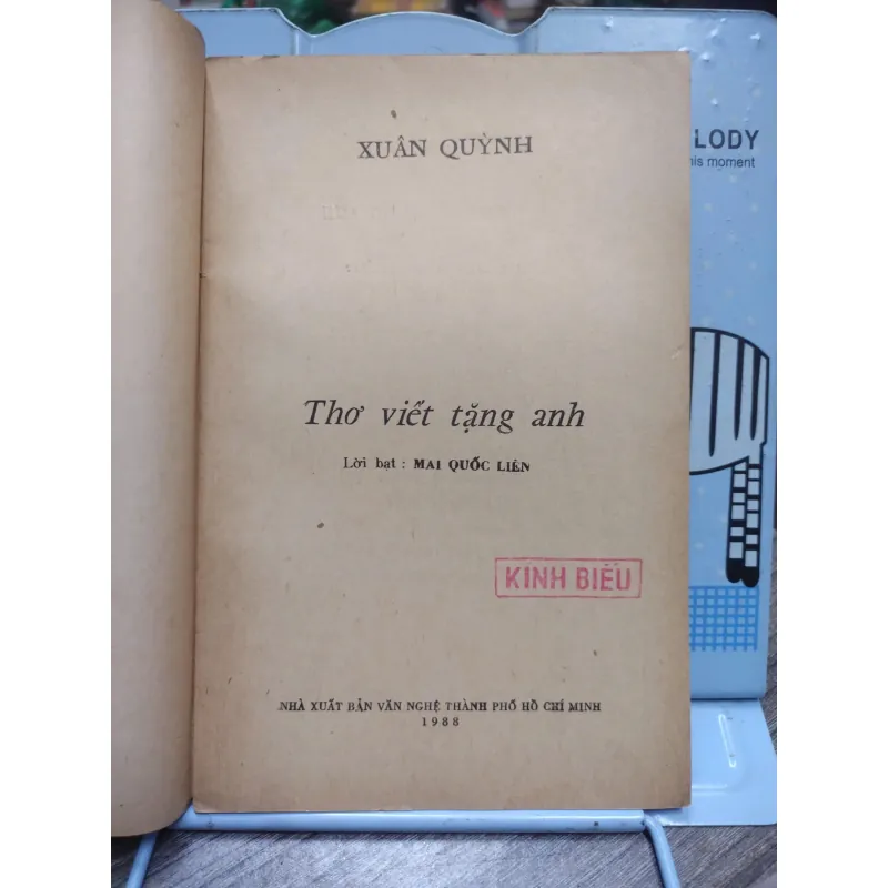 Sách: Thơ viết tặng anh - Tác giả: Xuân Quỳnh (A3) 597499