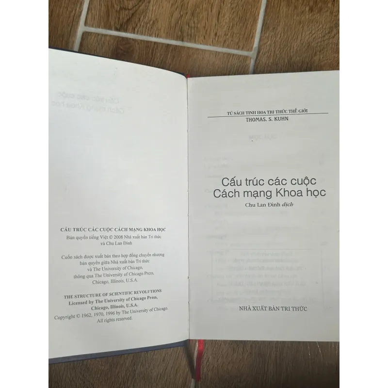 Cấu Trúc Các Cuộc Cách Mạng Khoa Học - Thomas S. Kuhn (bìa cứng, NXB Tri Thức, bản 2008) 731613
