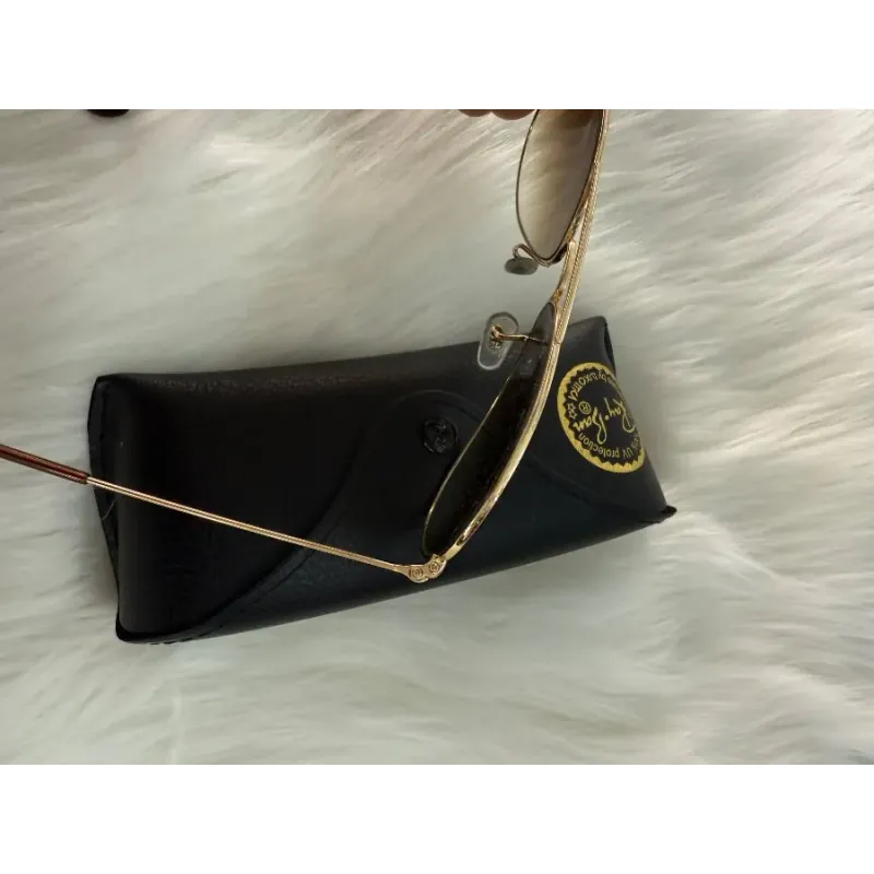 kính mát RAY-BAN tròng màu trà 934840