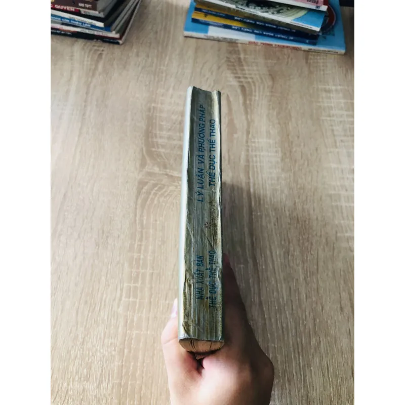 LÝ LUẬN VÀ PHƯƠNG PHÁP THỂ DỤC THỂ THAO  1043785