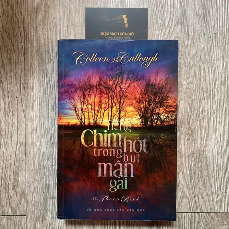 Tiếng chim hót trong bụi mận gai - Colleen McCullough 790328