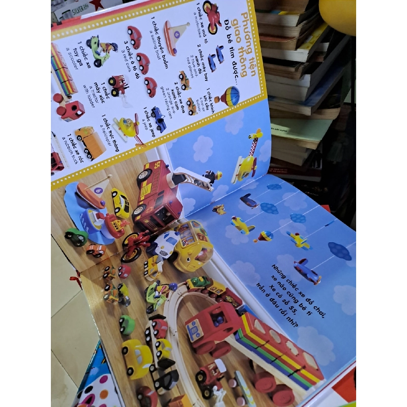 Từ điển bằng hình cho trẻ mầm non trốn tìm những từ đầu tiên mới 90% Sách màu MẸ VÀ BÉ HCM1709 924093