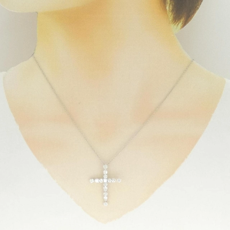 Hàng hiệu Harry Winston Madonna Cross Small Necklace - Hàng hiệu Authentic 839894