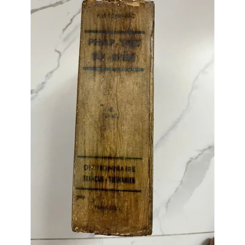 Pháp-Việt Từ-điển - P. Lê Công Đắc - Từ điển / Sách công cụ 1006591