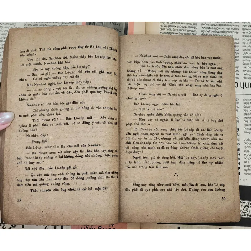 Truyện tình báo của tác giả Viết Linh - LỌT QUA BIÊN GIỚI 708745