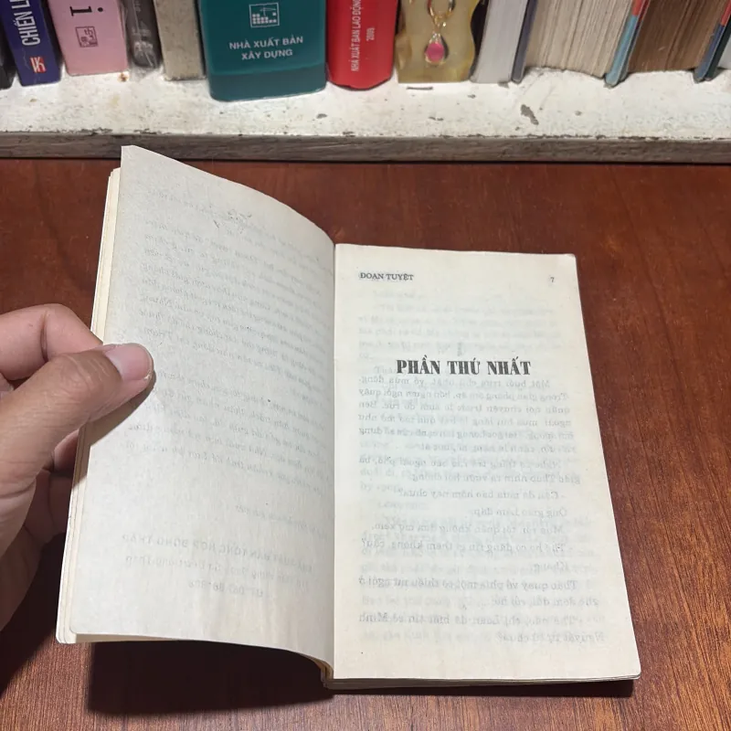 II Tiểu Thuyết: Đoạn Tuyệt - Nhất Linh - 1997 789357