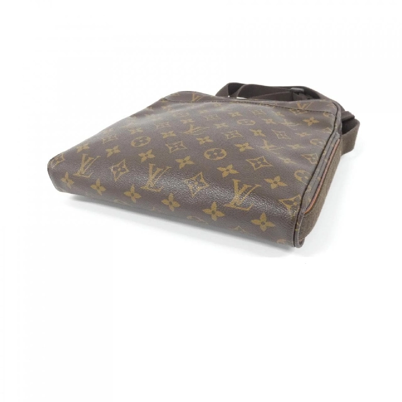 Túi xách vai Louis Vuitton Monogram Trottter Boobur M97037 - Hàng hiệu Chính hãng 802158