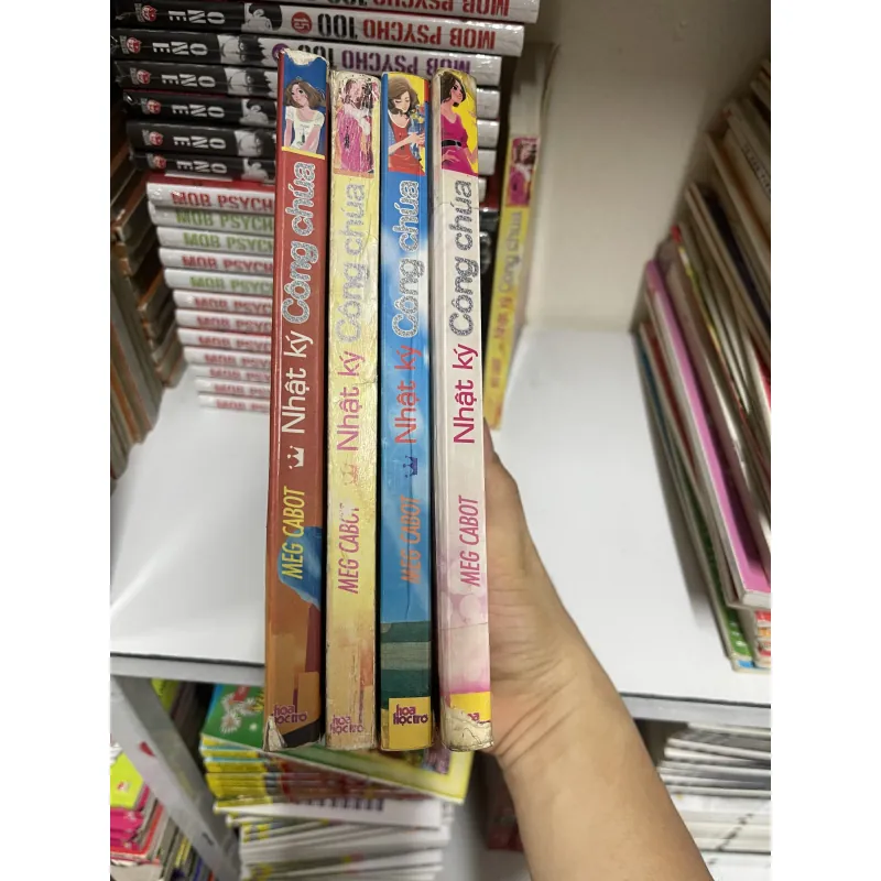 Nhật ký công chúa 4 cuốn  1030494