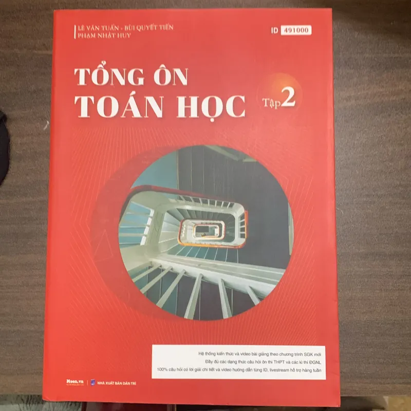 Sách Tổng Ôn Toán 12 tập 2 moonbook new 100% 750782