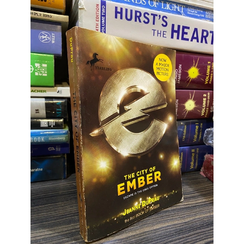THE CITY OF EMBER - Jeanne DuPrau 271601