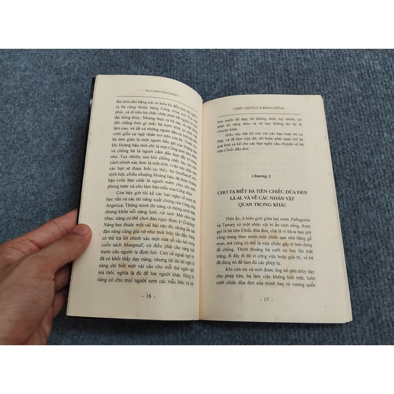 CHIẾC NHẪN VÀ BÔNG HỒNG - WILLIAM THACKERAY 478632