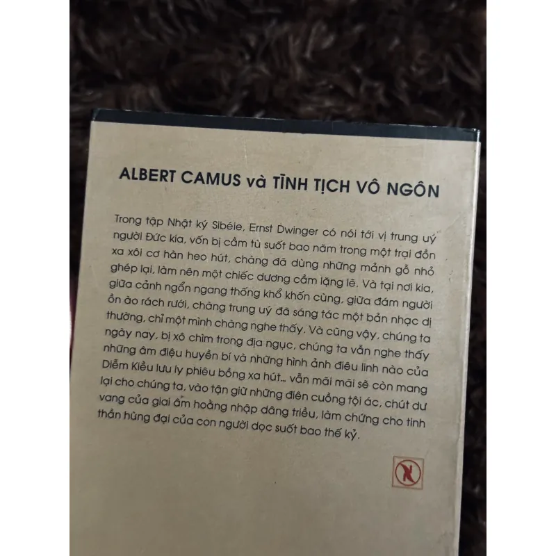 Ngộ nhận - Albert Camus 932487