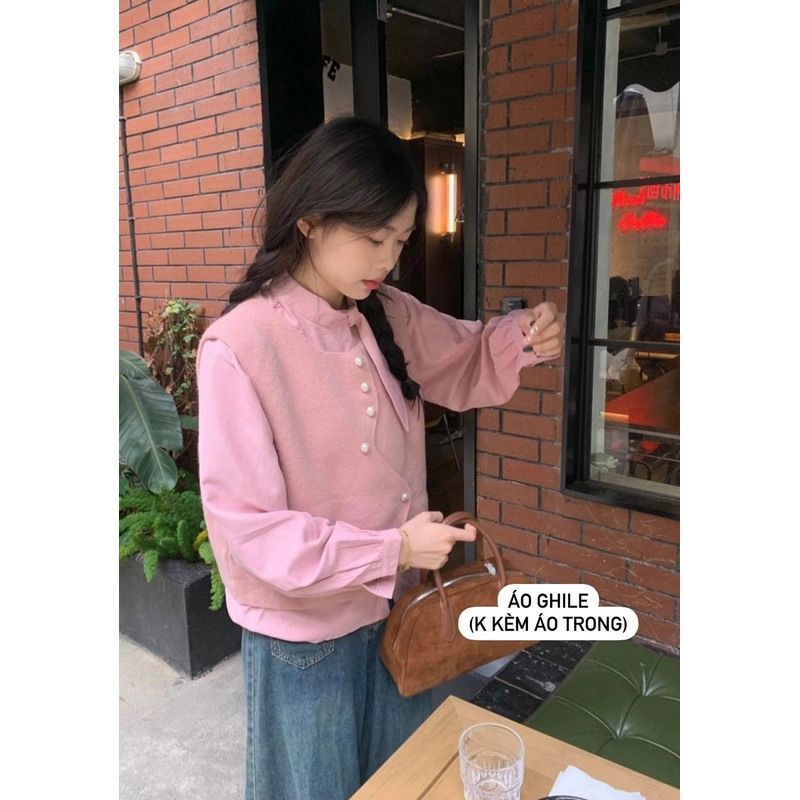 Chủ yếu là hàng new,có cái chưa mặc lần nào,có cái giặt xong để đấy,cái thì mặc 1l 522422