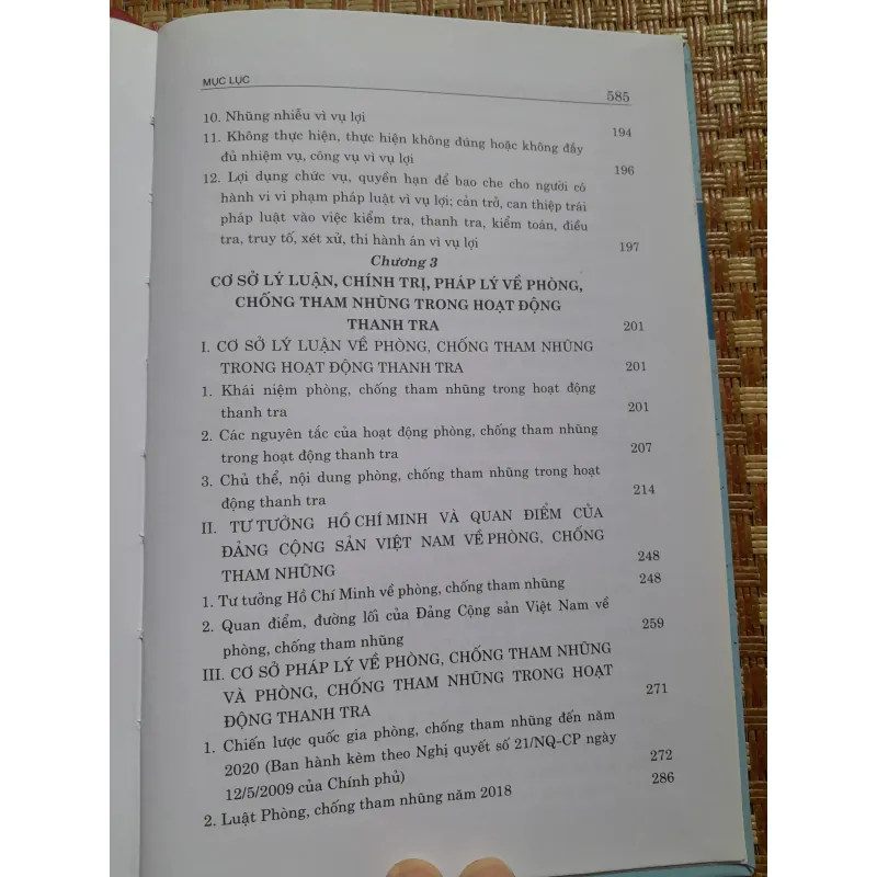 PHÒNG CHỐNG THAM NHŨNG TRONG HOẠT ĐỘNG THANH TRA Ở VIỆT NAM 761530