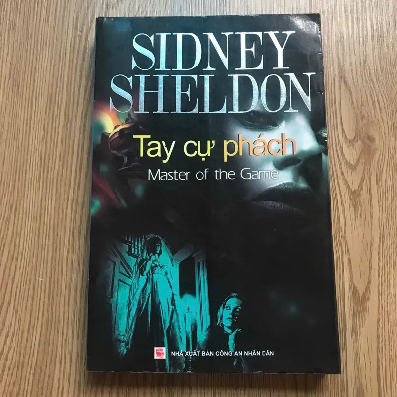 Tay cự phách - Sidney Sheldon 705211