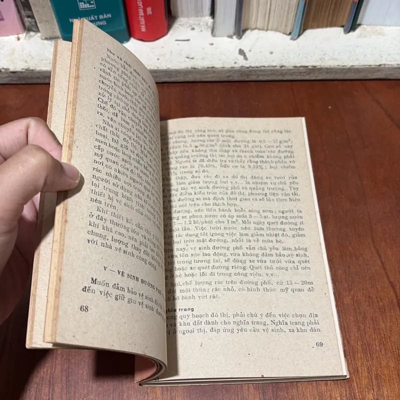 II Sách Xưa: Vệ Sinh Xây Dựng - Đào Ngọc Phong - 1978 750533