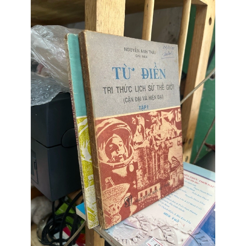 Từ điển tri thức lịch sử thế giới - Nguyễn Anh Thái chủ biên 548898