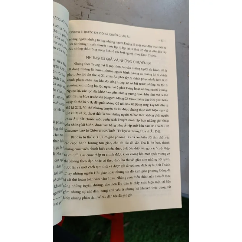 LƯỢC SỬ NHÂN HỌC 699215