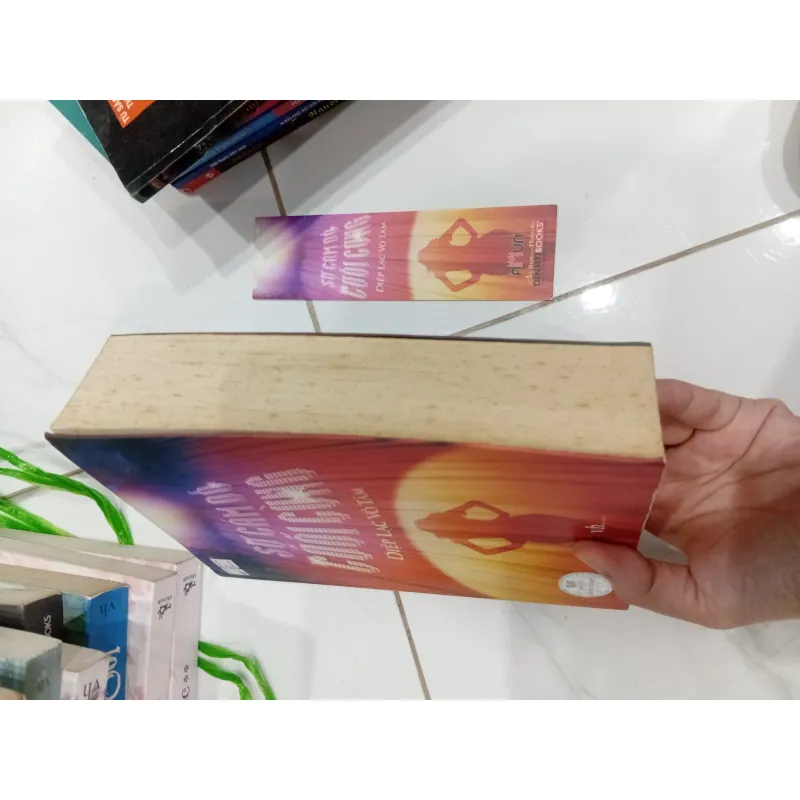 Sách Sự cám dỗ cuối cùng 1023843