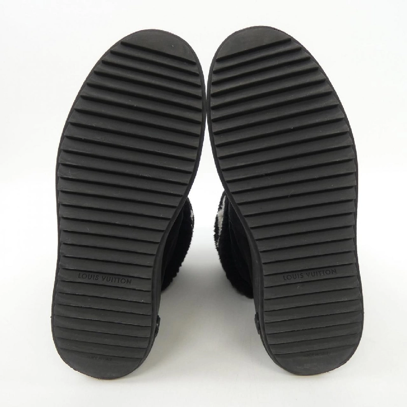 Giày bốt LOUIS VUITTON logo da lộn dòng Snowdrop - Hàng hiệu Authentic 828002