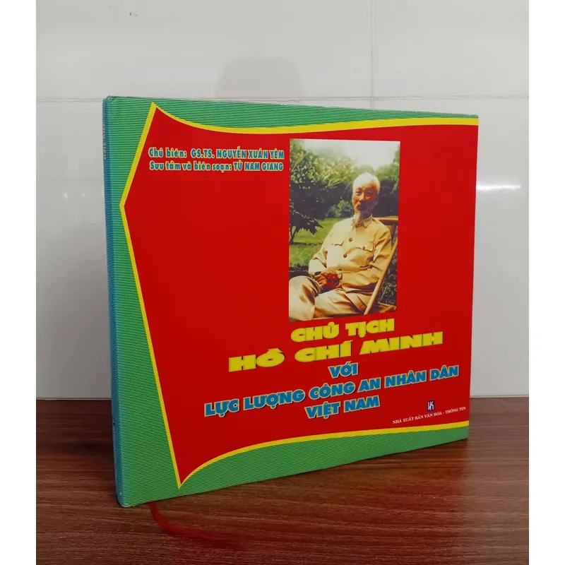 SÁCH CHỦ TỊCH HỒ CHÍ MINH VỚI LỰC LƯỢNG CÔNG AN NHÂN DÂN VIỆT NAM 1058804