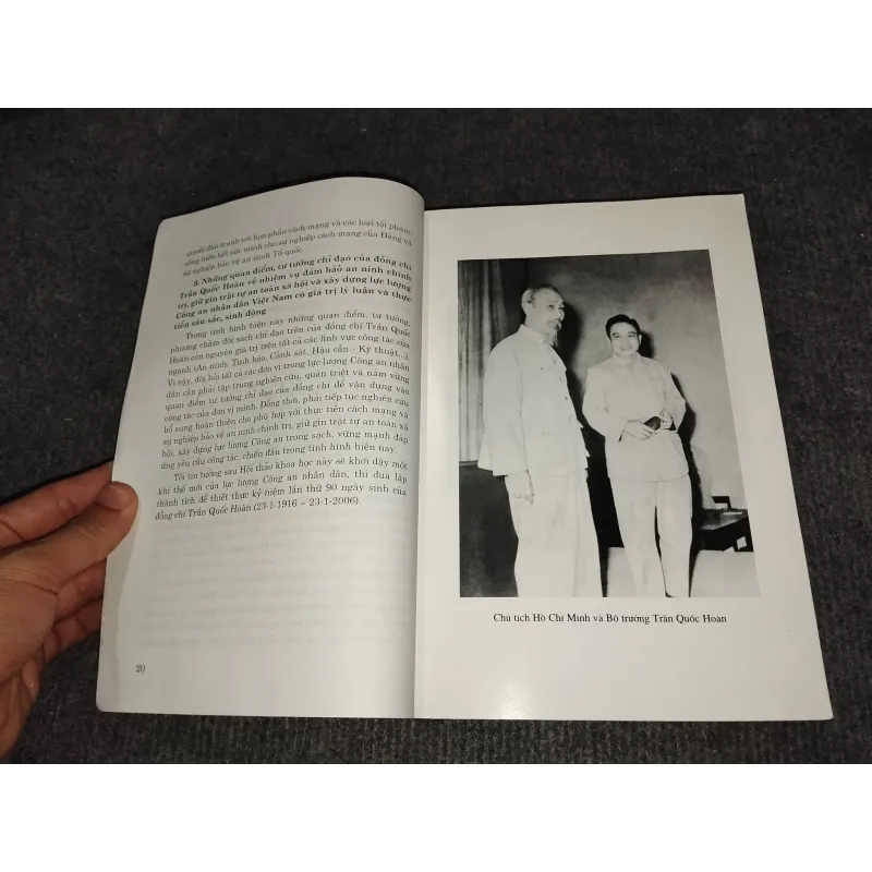 ĐỒNG CHÍ TRẦN QUỐC HOÀN 991105