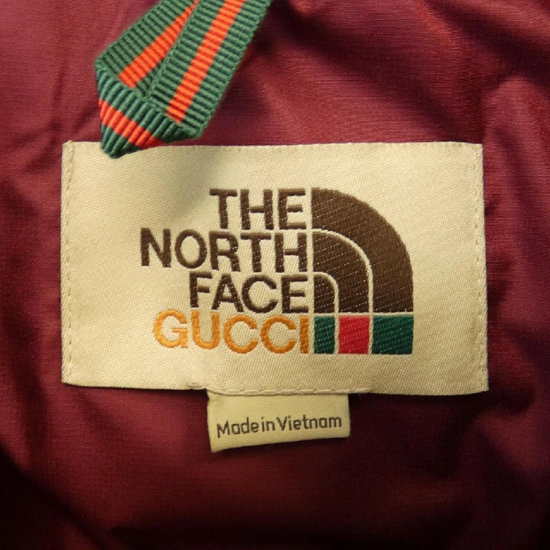Áo gile GUCCI×THENORTHFACE - Hàng hiệu Authentic 903635