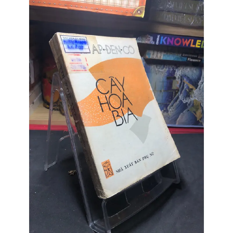 [Sách Cũ SCGR] Cây hoa bia 1983 mới 60% ố vàng tróc bìa Iuri Apdenco HPB0906 SÁCH VĂN HỌC 684112