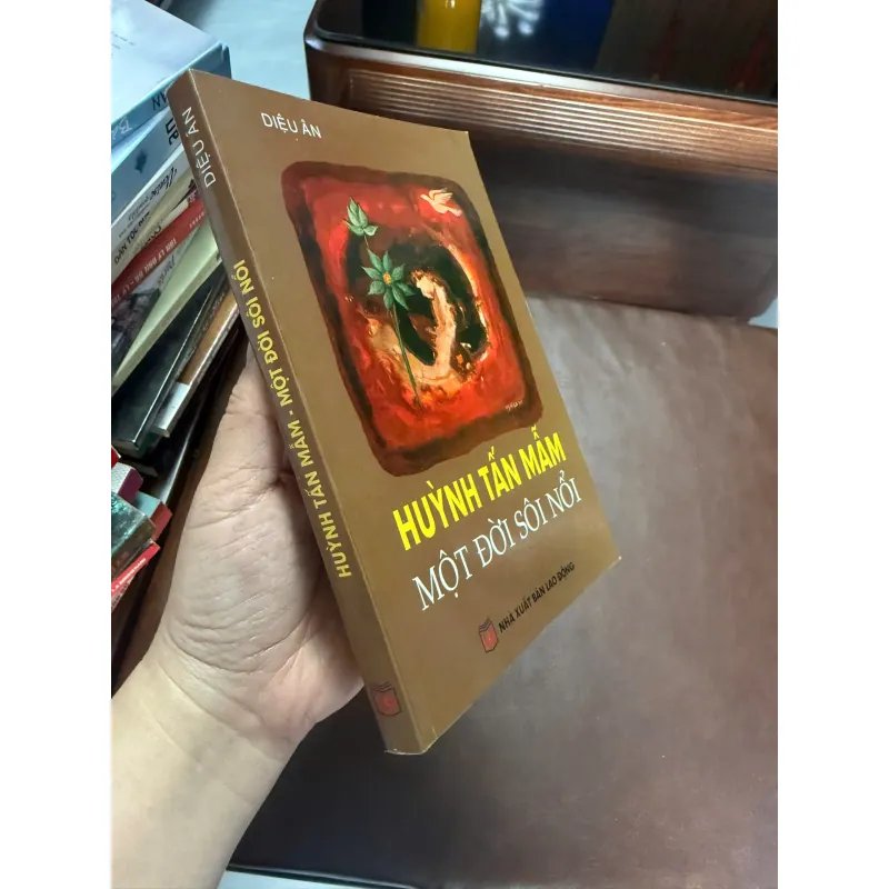 K2-Huỳnh Tấn Mẫm – Một Đời Sôi Nổi | Diệu Ân | Sách Hồi Ký Lịch Sử Giá Trị 990726