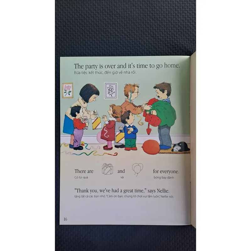 Usborne - Những trải nghiệm đầu tiên của bé ( Set 8 cuốn) 642448