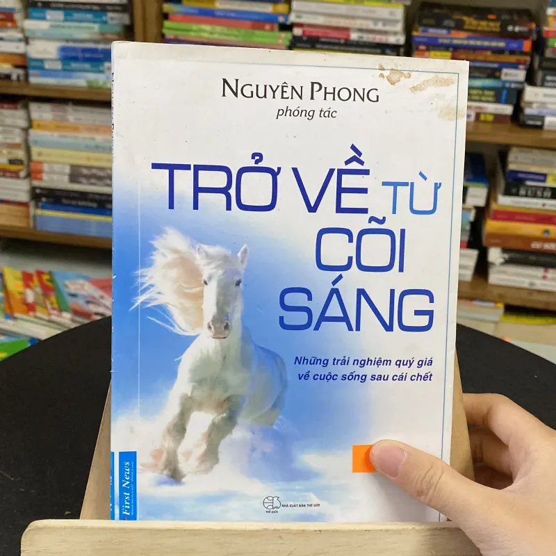 Trở về từ cõi sáng-Nguyên Phong phóng tác 974321