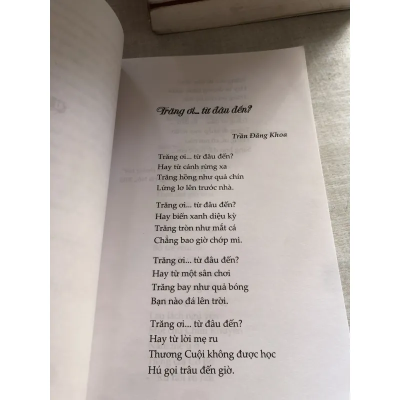 Tuyển tập thơ, đồng dao và các trò chơi dân gian Việt Nam  782779