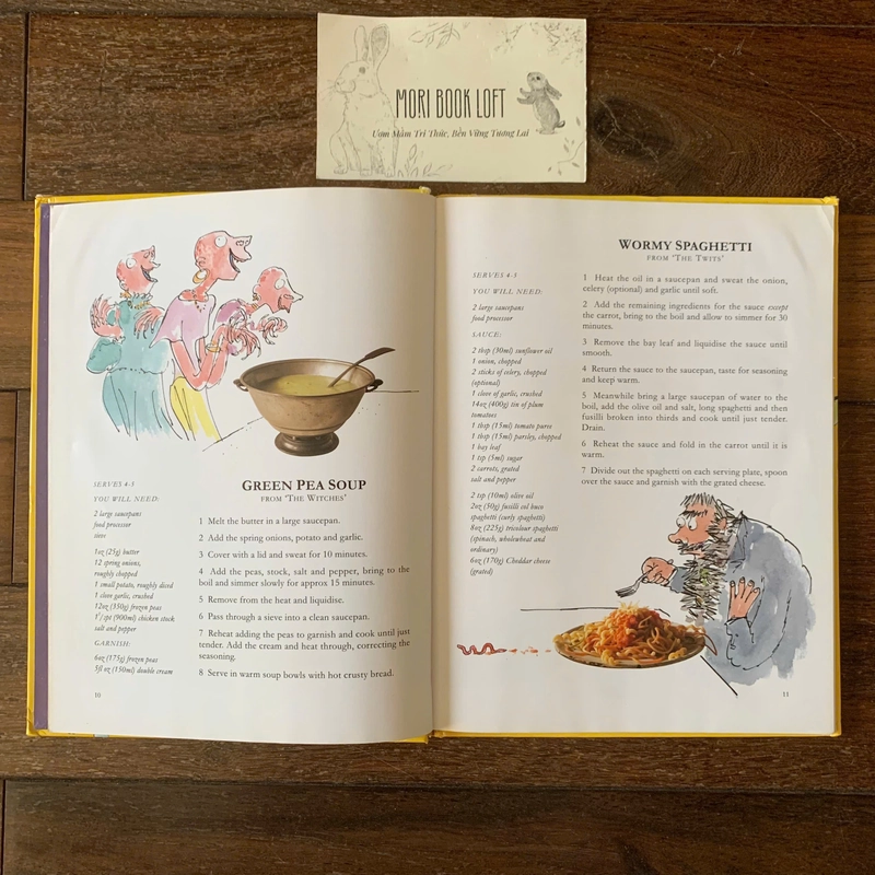 Sách ngoại văn Roald Dahl's Revolting Recipes, Used, Bìa cứng 519455