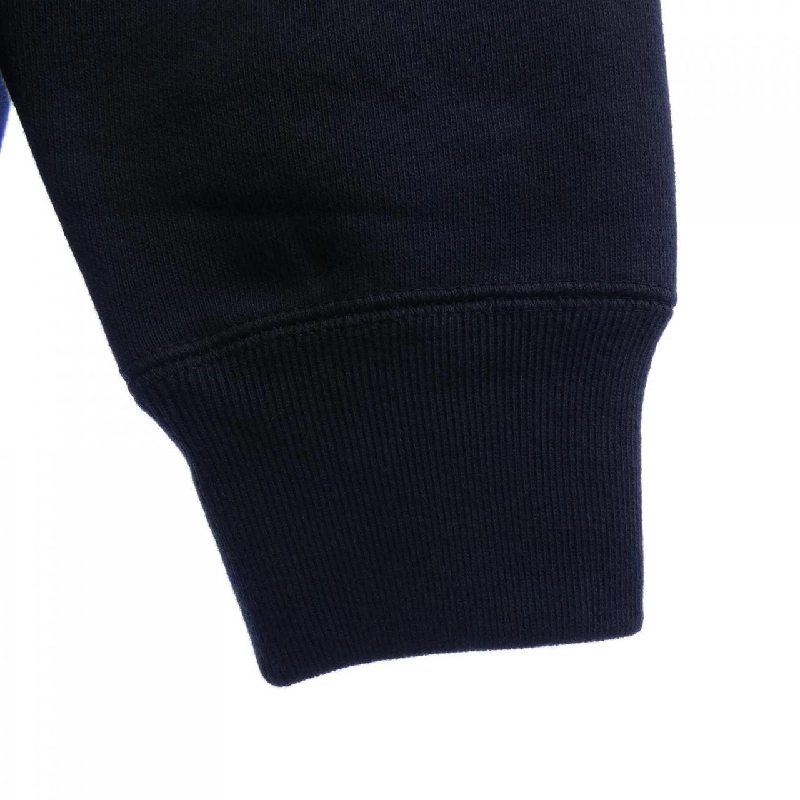 HÀNH VI NỔI LOẠN - Hàng hiệu Authentic 904525