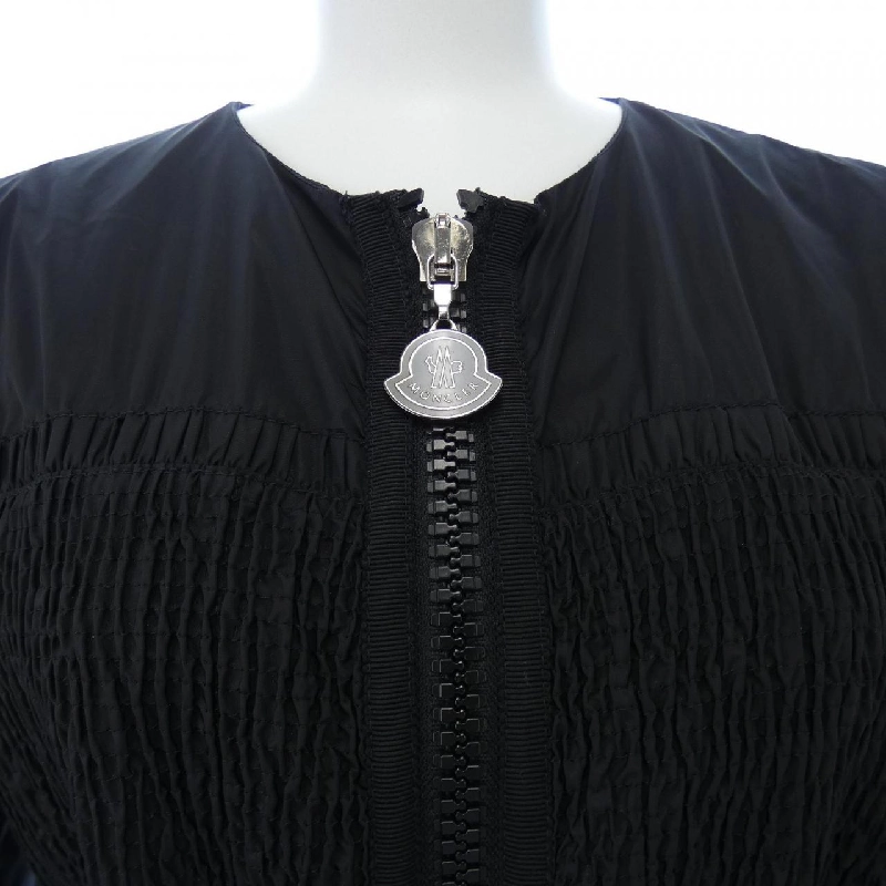 【Khuyến mãi】Áo khoác Moncler MONCLER 636417