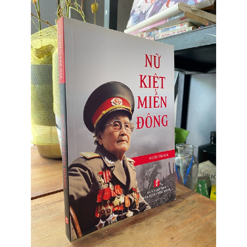 Nữ kiệt miền Đông 279501