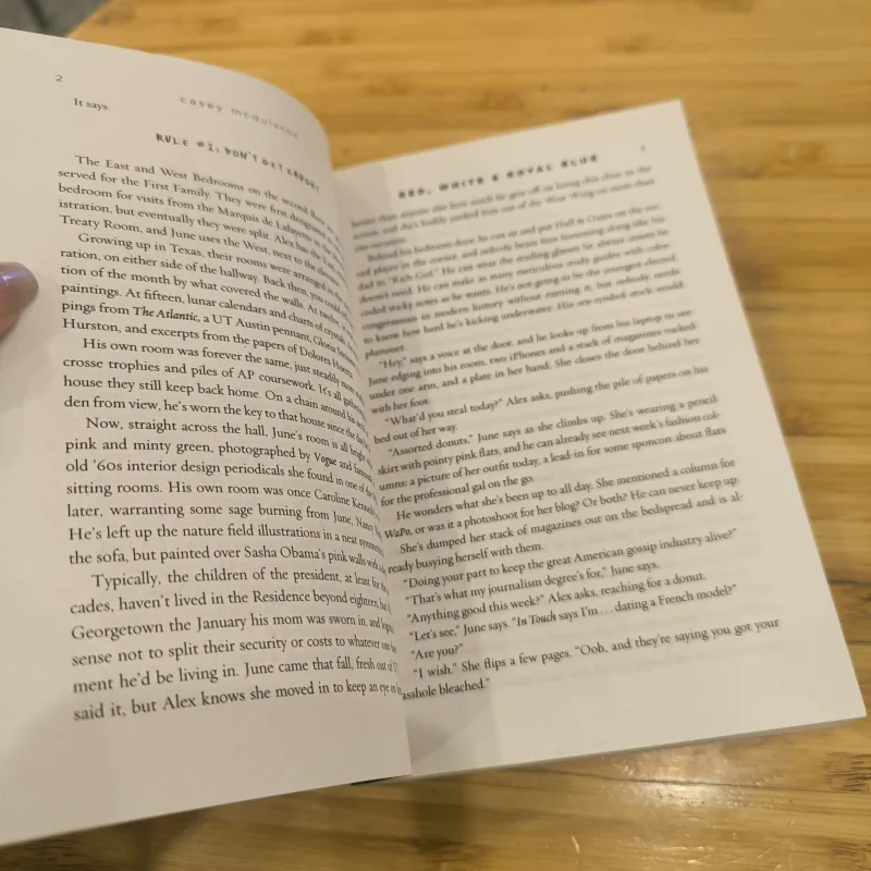 Red, White & Royal Blue - Casey McQuiston - Sách New 973287