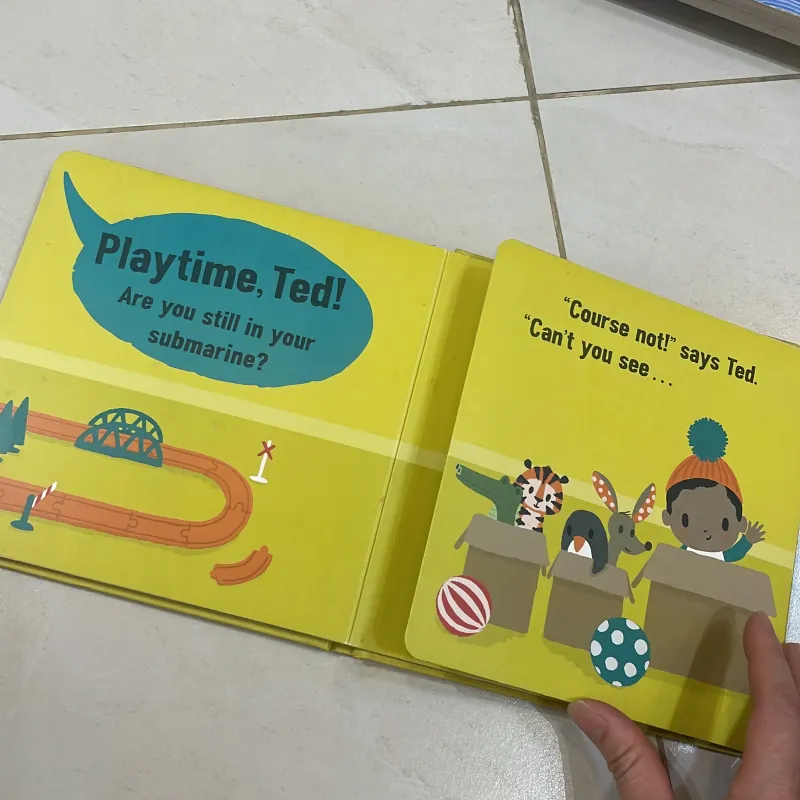 NGOẠI VĂN tiếng anh trẻ em : PLAYTIME WITH TED with BIG FLAPS for little hand - Bloomsbury 1027800