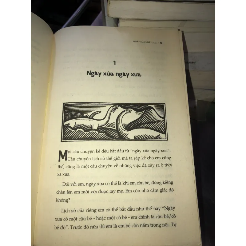 Chuyện nhỏ trong thế giới lớn - E.H.Gombrich 995110