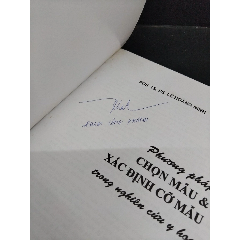 Phương pháp chọn mẫu và xác định cỡ mẫu trong nghiên cứu y học mới 80% ố ẩm nhẹ có ký tên trang đầu 2011 HCM2811 PGS.TS.BS. Lê Hoàng Ninh GIÁO TRÌNH, CHUYÊN MÔN 917961