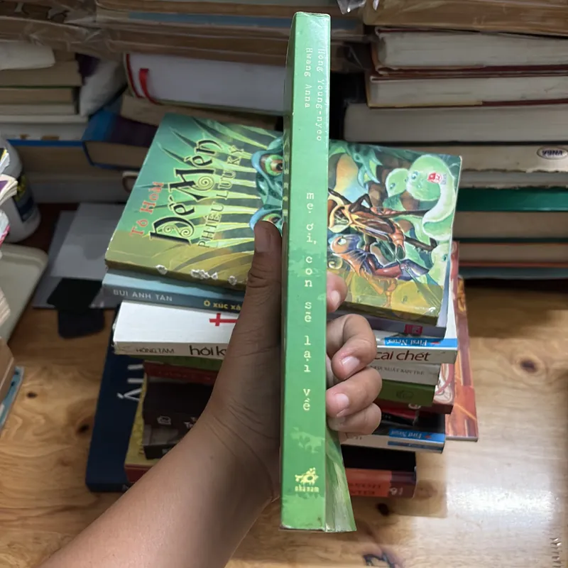 II Văn Học Nhật Bản: Mẹ Ơi, Con Sẽ Lại Về - Hong Young Nyeo, Hwang Anna - 2018 700484